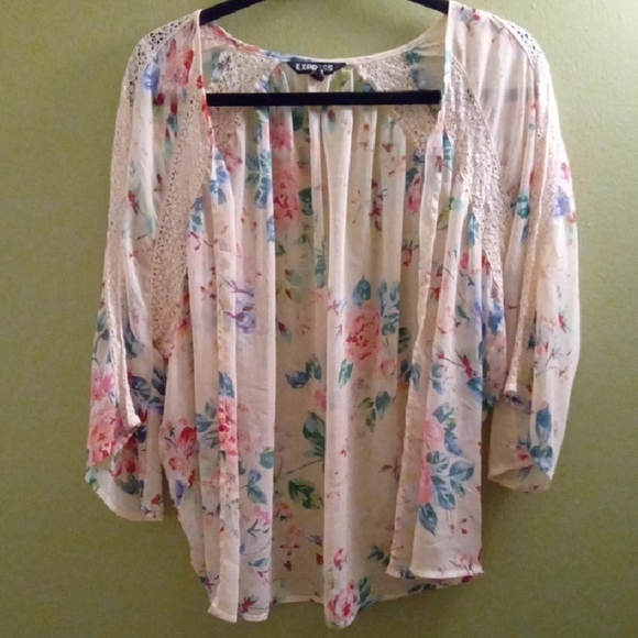 Womans M Express White And  Pink Pleated Cardigan Relaxed Fit Laced Flowy - Picture 1 of 4